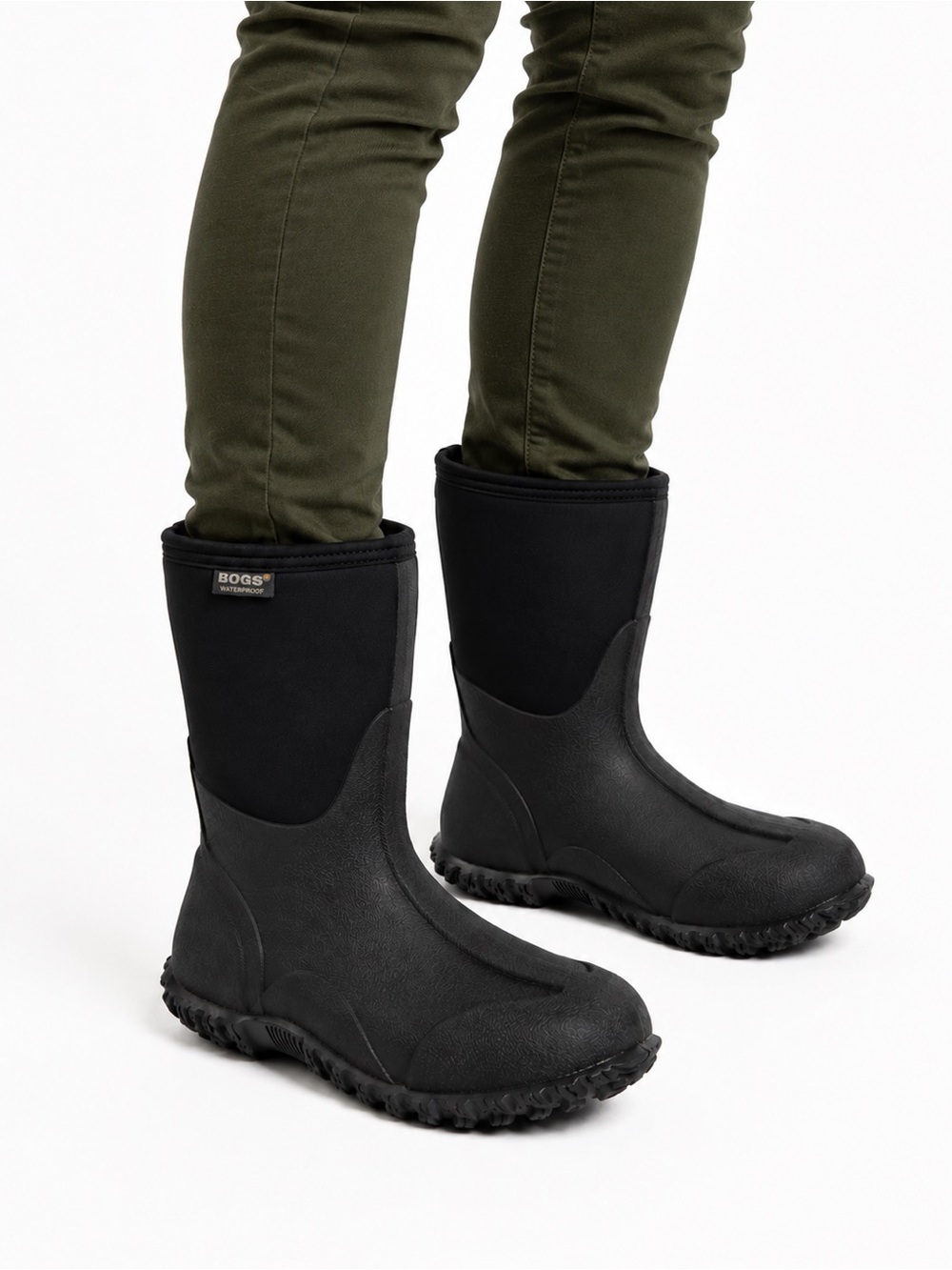 Size 9 (EU 40) Bogs Women’s Classic Mid Neo-Tech Waterproof Rain Boots Black